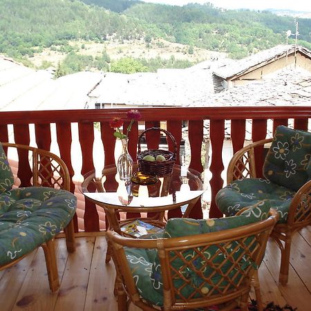 Sharkov Guest House Dolen  Habitación foto