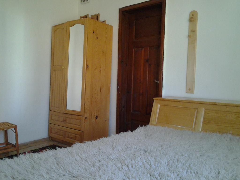 Sharkov Guest House Dolen  Habitación foto