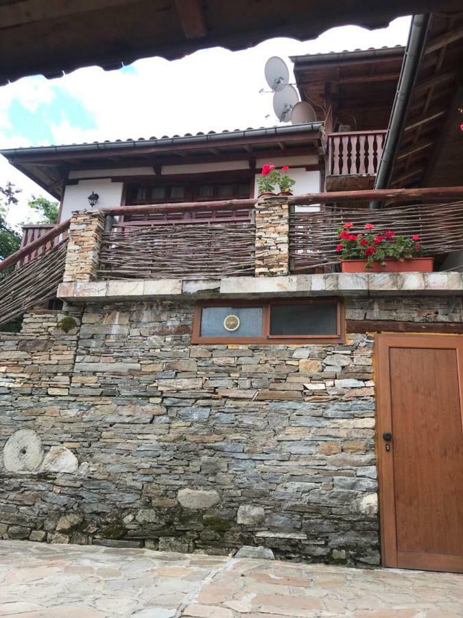 Sharkov Guest House Dolen  Exterior foto